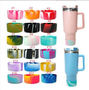 Botte de protection en silicone pour bouteille d'eau de 7,5 cm pour gobelets de 40 oz Manchon de bouteille de dessous de verre Couvercle de protection anti-dérapant Flacon de tasse Dégradé de couleurs camo Support en silicone