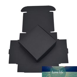 7 * 7 * 2.2cm Zwart Papierdozen voor Bruiloft Gift Verpakking DIY Handgemaakte Zeep Snoep Pakket Kraft Papieren Box Decoratie 50 stks / partij