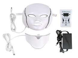 7 Couleurs LED Light Therapy Face Machine de beauté Machine à col LED LED Masque avec microcourant pour le dispositif de blanchiment de la peau DHL ShipM3799907