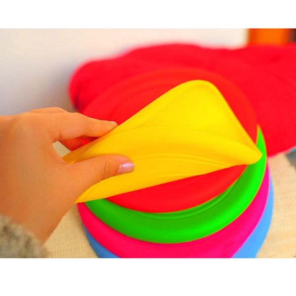 7 colores opcionales para perros, juguete de disco volador suave, entrenamiento para mascotas, tapete de mesa para entrenamiento de perros, alrededor de 17,5 CM, colores aleatorios