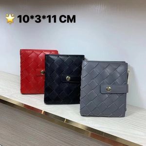 7 estrellas de calidad Venta al por mayor Diseño famoso Cartera corta de cuero genuino para hombres mujer monedero titular de la tarjeta negro rojo gris colores caja de regalo estilo occidental