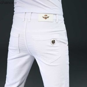 7 Styles 2022 Nouveaux hommes Blanc Slim Jeans Advanced Stretch Skinny Jeans Broderie Décoration Denim Pantalon Mâle Marque Vêtements LST230831