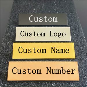 Broches personalizables de 70x20MM, Pin personalizado grabado con su logotipo de texto, placa de identificación comercial, etiqueta de Metal de acero, insignias de nombre personalizadas