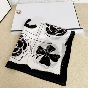 Bufanda de seda de diseñador de marca de 70-70 cm, pañuelo de Foulard para mujer, chales largos de verano, bufandas de cuello de verano, Pashmina, hiyab para mujer