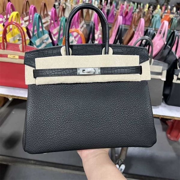 70% de salida de fábrica de gama alta hecha a mano patrón de línea de cera patchwork bolso de gran capacidad de cuero genuino para mujer en venta