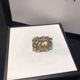 70% de réduction sur les bijoux de créateurs bracelet collier laiton famille vivant flash diamant noir médiéval polyvalent antique décoration à la main bague à la mode femme