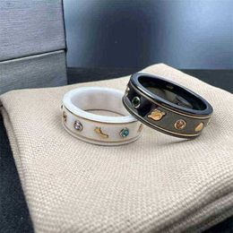 70% de réduction bijoux de créateur bracelet collier accessoires noir blanc céramique or petite abeille planète couple bague 520 cadeau Saint Valentin