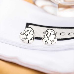 70% korting op designer sieraden armband ketting ring Love onverschrokken hartvormige trend heren dames liefhebbers met hetzelfde veelzijdige paar oorbellen