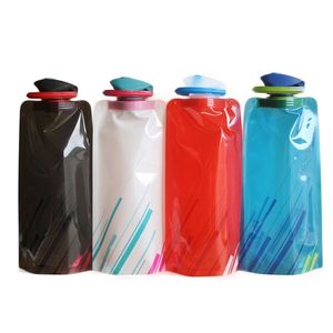 700 ml réutilisable pliable eau bouteille de sport voyages portables étanche une bouilloire de boisson pliable pour l'extérieur 210423