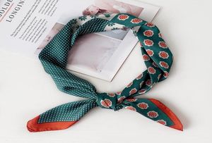70 cm zijden sjaal vrouwen lente herfstpak decoratief klein vierkante sjaal mode professionele sjaal 10634268022886