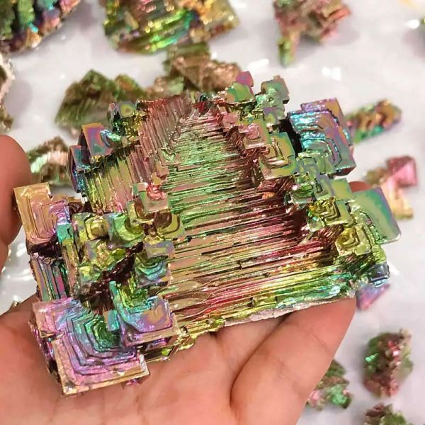 70G Natural Aura Rainbow Titanium Bismuth Quartz Crystal Cluster Stone Specimens Vug Reiki Healing Mineral Rock Gemstone Decoración