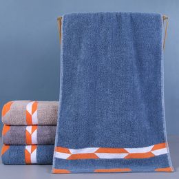 72cmx32cm serviette de bain pour les adultes absorbants Spa rapide Spa Body Enveloppe de coiffure serviettes de douche grand tissu de plage 240523