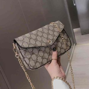 75% de desconto nova bolsa feminina estilingue ombro mensageiro pequena versátil corrente de três peças quadradas Handbags253o