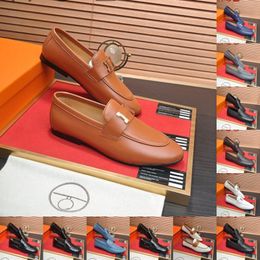 78Modelo Oxford Brogue Zapatos de vestir lujosos formales Zapatos de hombre de moda Zapatos de negocios de hombre de cuero genuino hechos a mano Zapatos de cuero originales del mejor diseñador