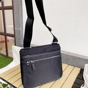 7A zwarte nylon schoudertassen Hoogwaardige unisex-stijl ontwerpaktentas 4 stijlen Vierkant Crossbody-casual herentas Stevig en veelzijdig