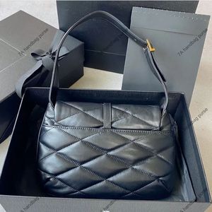 7A Sac de designer Femmes Aisselles Crossbody Sacs d'oreiller en peau de mouton 698567 Mode Classique Treillis carré Véritable Cuir Top Qualité LE57 Luxe Sac de poignet sur mesure