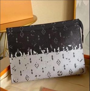 7A En cuir véritable Nouvelle pochette Voyage Trousse de toilette 26cm Protection Maquillage Femmes Sacs à cosmétiques étanches pour femmes avec sac à poussière 5 couleurs de haute qualité