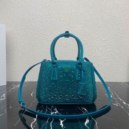 7A Killer Bag 1BA896 Crystal ToSes Mini Satin Handtas Diamanten Triangle Crossbody Bozels Drie ritszakken Zij Snap Fastener Bodem R 232m