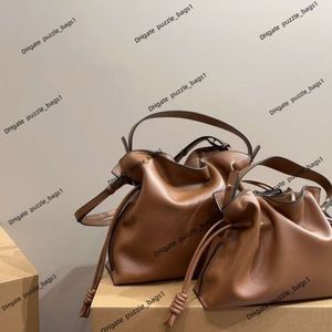 Brand haut de gamme Bagure de chance sac à main féminin Nouveau cordon de crampon en cuir authentique