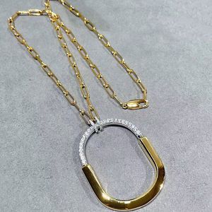 7A Ensemble de boucles d'oreilles et collier de luxe de styliste, pendentif tête de serrure, bijoux classiques avec boîte