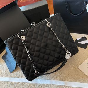 7A Femmes CC Grands Sacs Fourre-tout Grands Sacs À Bandoulière Vintage Lady Designer Sac En Cuir Noir Matelassé Bandoulière Capacité Poignée Sacs À Main Mode Fille Bourse Embrayage Hobo Sac