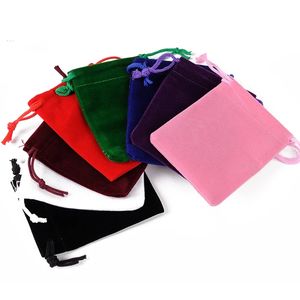 7 cm * 9 cm Tela de terciopelo de alto grado Bolsas con cordón Bolsas de joyería Bolsas de regalo de dulces pequeñas Fiesta de Navidad Festival Favores de boda Bolsas de embalaje