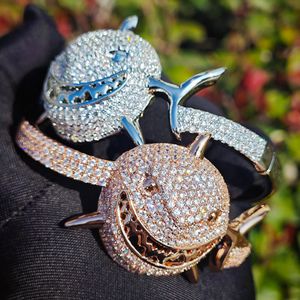 7 inch nieuwe trendy diamant ingelegd goud en zilver grote witte haai armband, moissanite unisex hiphop volledige diamanten open armband