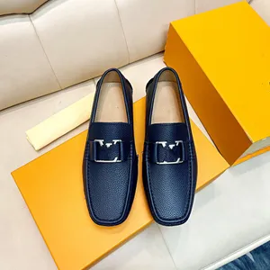 7model Primavera Otoño Mens Casual Diseñador de cuero Hombres Mocasines Zapatos Mocasines Hombre Mocassini Blanco Negro Slip-On Tamaño grande 46 Dropshipping