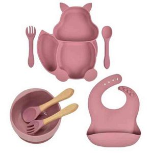 7 stks / set Kids Plates Bowl Set Siliconen Keukengerei Zuiging Kinder Servies Compartiment Kindergerechten met lepel en vork G1210