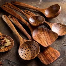 7pcs Tailandia cuchara de cocina de teca de madera de madera de madera herramienta de mesa de mesa de madera giratriz de arroz sopa skimmer skimt utensils L230621