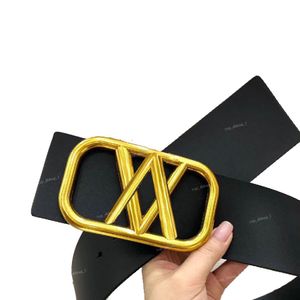 7V Moda Cinturones de lujo para hombres Mujeres Big Gold Sliver Black Hebilla 2022 Diseñador Cinturón de cuero genuino Ceinture clásico 7 cm Ancho GU439