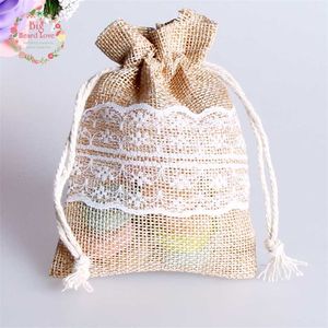 8.5x11cm 50st Lace Natural Jute Jute Koord Bag Jewelry Gift Candy Bag Home Decoration Wedding Party Decoration Supply 211.108