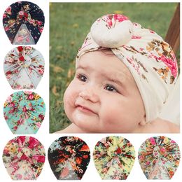 8 couleurs 18x17 CM fleurs motif bébé filles casquettes à la mode et doux imprimé beignet chapeaux enfant Bonnet vacances décoration