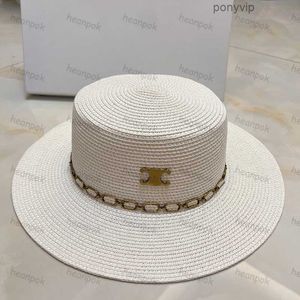 8 couleurs Summer Straw Hat Designer Caps Casquette Grass Braid Cap Aménagé Seau Chapeaux Mode Femmes Plage Sunhat Unisexe Triumphal Bonnet 44P4