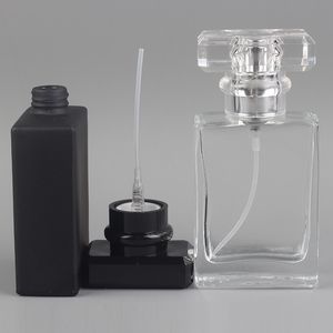 Paquet de 8 30 ml / 1 oz. Bouteille de parfum rechargeable transparente, bouteille d'atomiseur de parfum en verre vide carrée Portable avec applicateur de pulvérisation