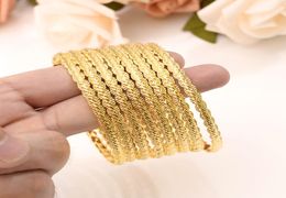 8 pcs 68 mm de diamètre grandes femmes dubai India Girls Brangle 24k Gold Color Bracelet Bangle African ArabiceChiopian Bride Wedding Jewe1352968