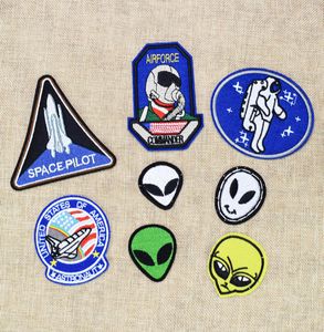 8 styles Space Flight Alien Patchs pour vêtements fer sur transfert patchs appliqués pour veste sacs enfants bricolage coudre sur broderie Badg4609047