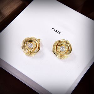 8 Estilos Mujeres Moda Pendientes de botón Pendientes Diseñadores Marca Joyería de lujo Letras clásicas Oro Plata Perla Diamante Flores Pendiente