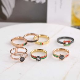 80% korting op 2023 Nieuwe luxe hoogwaardige mode -sieraden voor verouderde titanium staal Colorfast Ancient Family Color Fine Ring Men en Women's