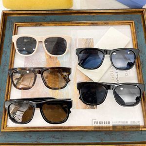 80% de réduction sur les lunettes de soleil d'extérieur pour hommes de la mode Style Versatile Plate Box Résistant Net Red Same GG1238