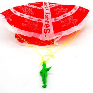 Gratis verzending 80's Classic Nostalgic Child Toy 20 Hand Throw parachute Airborne Paratrooper Special Forces Human Model Hanging Board Toy '
