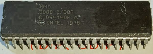 8088-2/BQA. 8088 Puces de circuits intégrés . Deux circuits intégrés en céramique à 40 broches en ligne. Composants électroniques, 8088-2 CDIP40, microcontrôleur CPU à microprocesseur NMOS IC