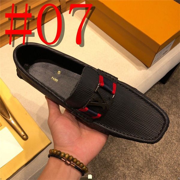 80model 2023 Mocasines de diseñador Hombres Zapatos de cuero hechos a mano Rojo Casual Pisos de conducción Zapatos de barco sin cordones Tallas grandes 46 Lron Hebilla Frijoles Zapatos perezosos