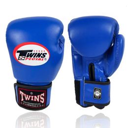 8101214oz Glants de boxe professionnels épaissis PU MMA Sanda Fighting Training Glove Muay Thai Boxing Training Accessoires 240428