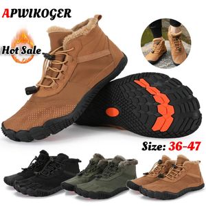 820 hommes Boots d'hiver Snow pieds nus chaussures décontractées Femmes Chaussures de coton en peluche chaude pour trekking Couping Working High Ankle Boot 231018 S A S