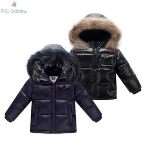 828 Niños 90% White Duck Down Snow Wear Ropa de abrigo cálida Chaquetas de invierno Abrigos New Baby Boy Parka Girls Big Nature Fur Hoodie LJ201017