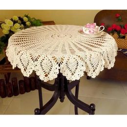 83 cm nappe au crochet millésime