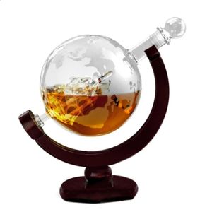 850 ml Dispensateur de navires anciens carcky à whisky pour liqueur Bourbon Vodka Globe en verre avec support en bois 240419