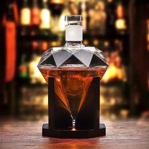 850 ml Whisky Decanter Glass Diamond Wine Vin Wil with Woodder Standder Standing Assydable Forh type de Cadeau d'alcool 240407