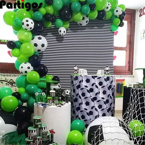 87pcs Soccer Party Balloon Garland Kit 12inch Football Ballons imprimés avec 16ft Srip pour la décoration de la fête de football Air Globos 210626